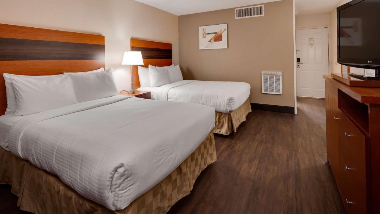 פיניקס Best Western Airport Inn מראה חיצוני תמונה