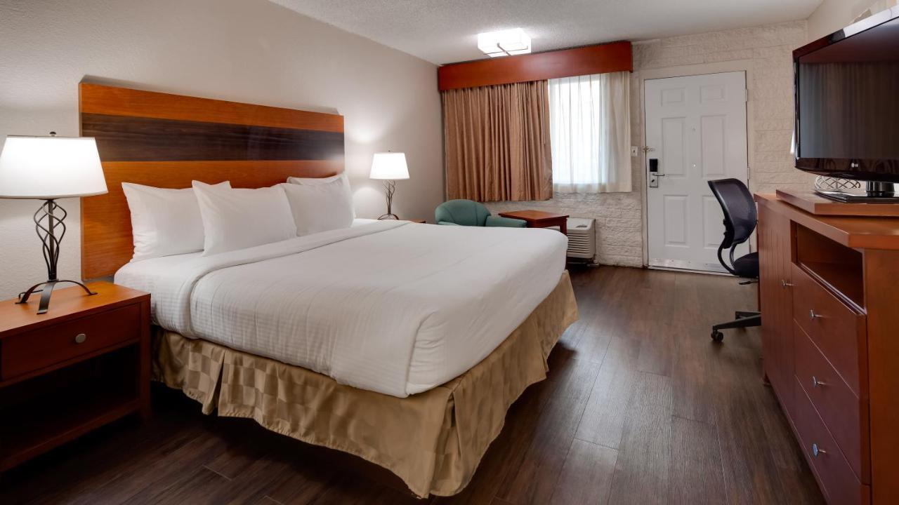 פיניקס Best Western Airport Inn מראה חיצוני תמונה